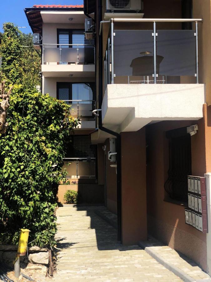 Varusha Apartment ヴェリコ・タルノヴォ エクステリア 写真